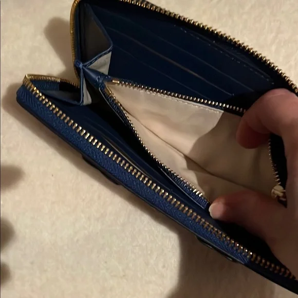 Ralph Lauren Blue Heart-Embellished Women's Wallet new - Picture 5 of 5